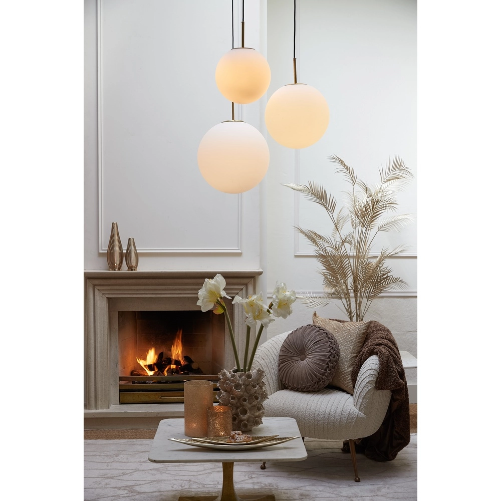 Opaal glazen hanglamp Medina Ø 25cm Light & Living 8717807650933