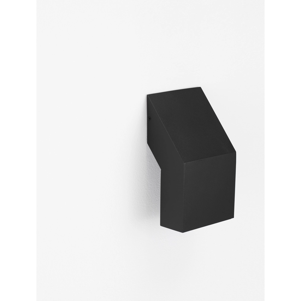 Design wandlamp Brigitta zwart Lyora 5212017435484