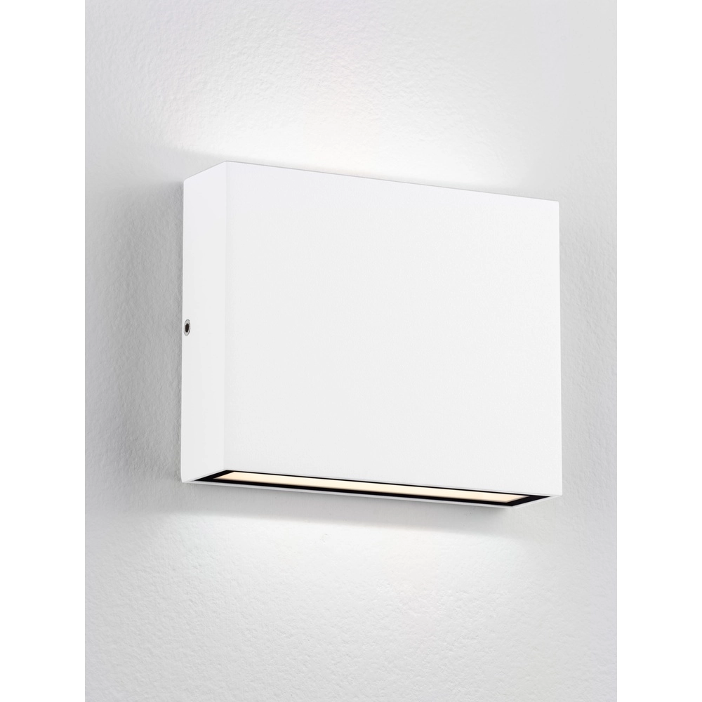 Strakke wandspot Tick up en downlighter wit