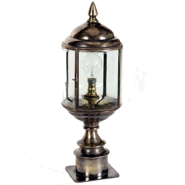 Landelijke Wentworth Short Pillar buitenlamp - messing (PB) Limehouse 8716803506923