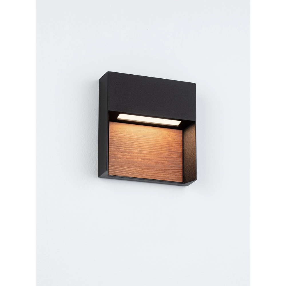 Design wandlamp Noray zwart met hout - 2700K Lyora 5212063504295