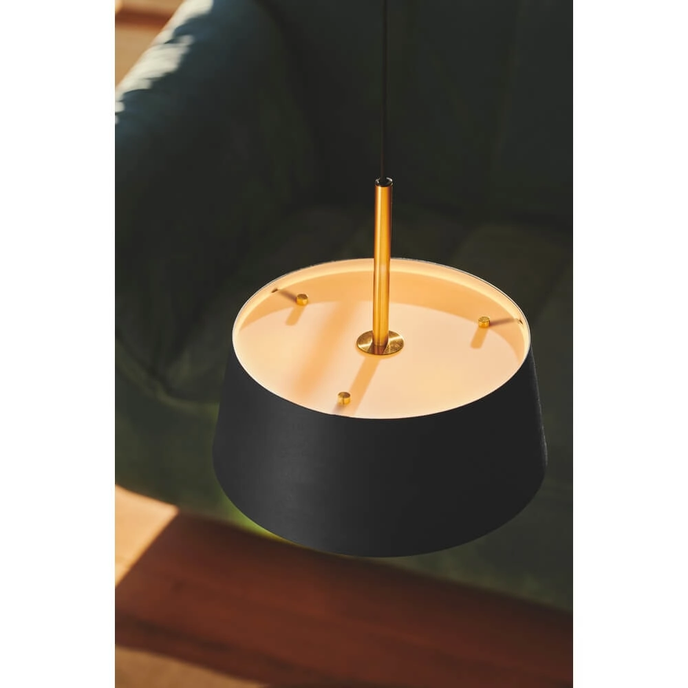 Strakke hanglamp Clasi zwart Ø 29cm Nordlux 5704924015922