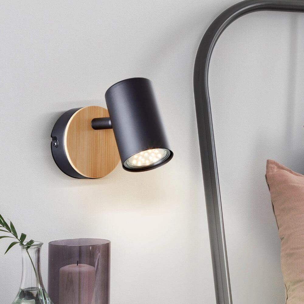 Wandlamp Niels zwart met hout Brilliant 4004353410192