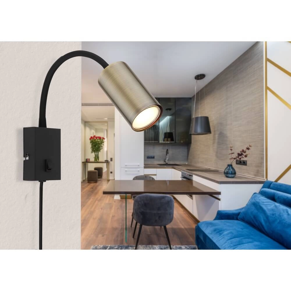 Zwarte wandlamp Robby met messing Globo 9007371440009