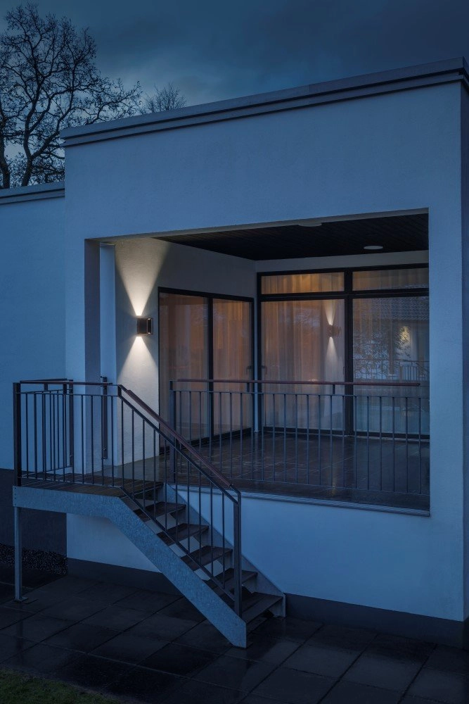 Buitenlamp Vale Up-Down zwart met roodkoper KonstSmide 7318304247599