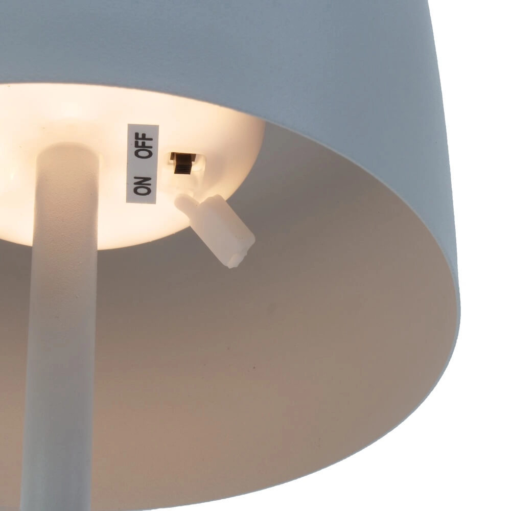 Strakke terraslamp Roccanova solar wit met usb Eglo 9008606355082