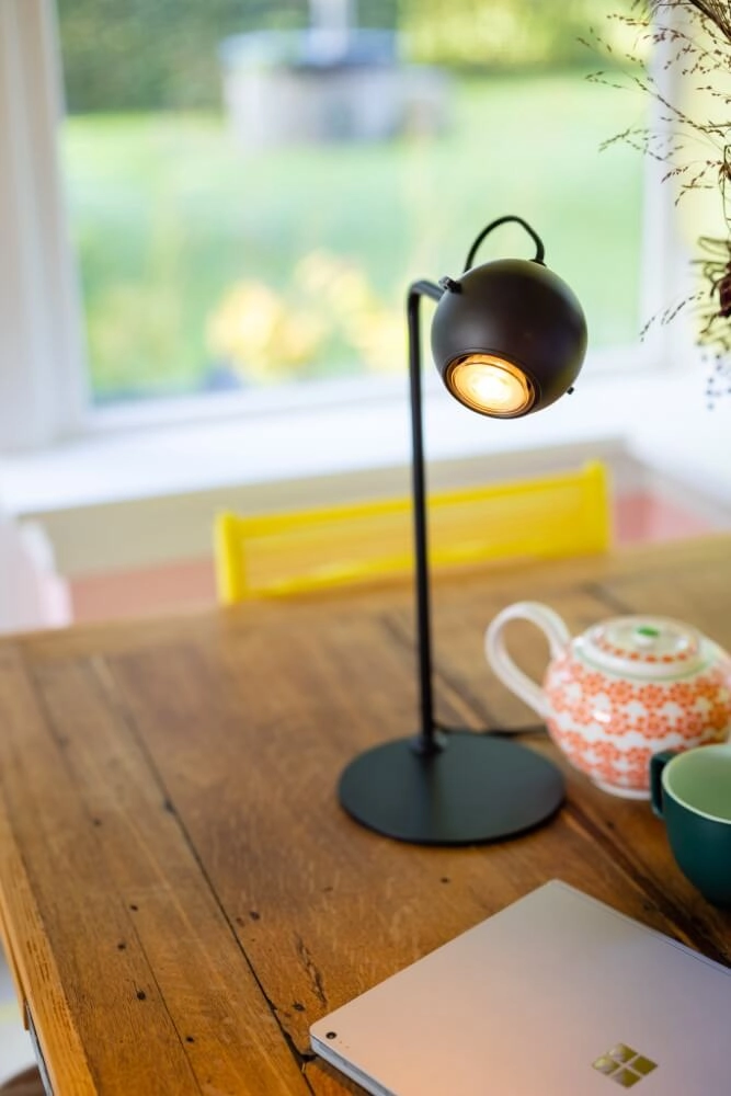 Zwarte bureaulamp The Eye ETH 8720195304524