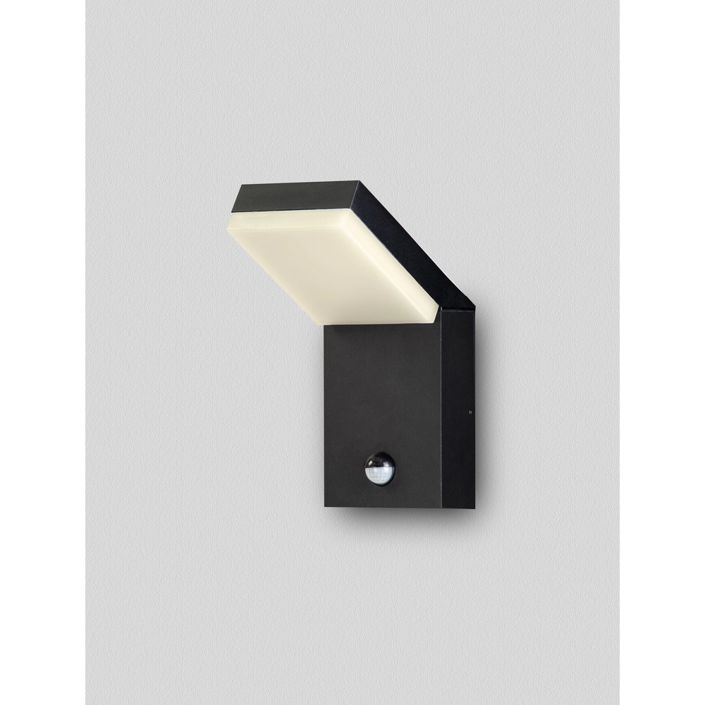 Wandlamp Farge antraciet met sensor Lyora 5212017476654