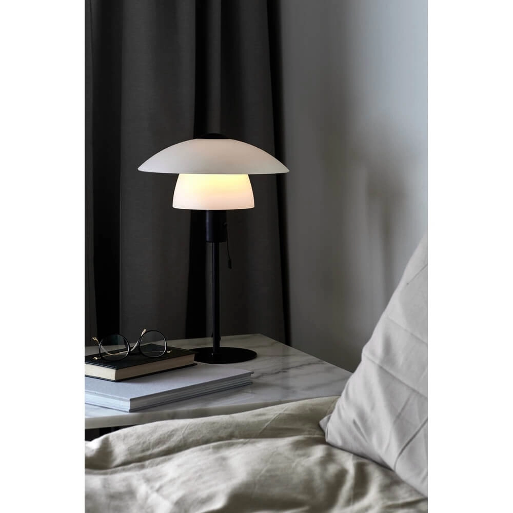 Moderne tafellamp Verona zwart met wit Nordlux 5704924001642
