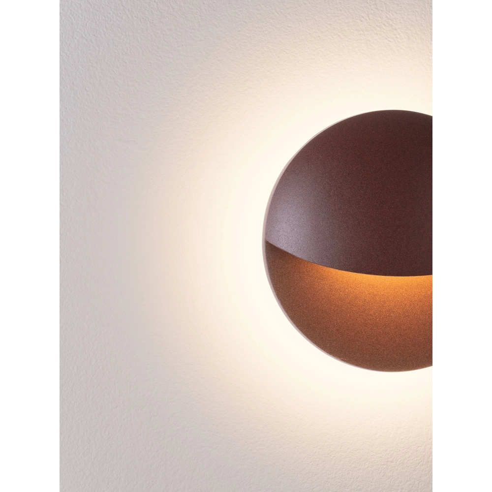 Strakke wandlamp Pan roestbruin Lyora 5212017470454