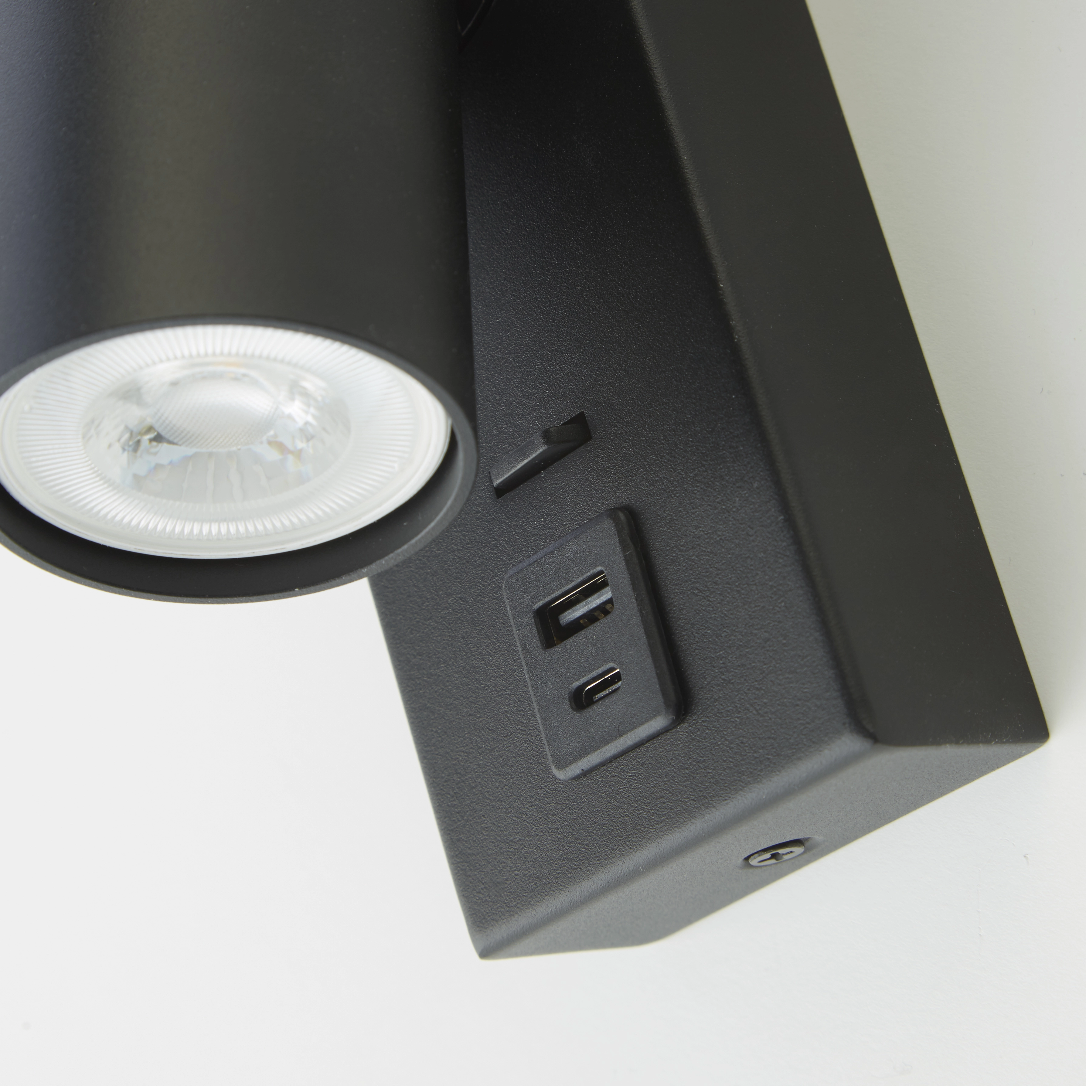 Bedlampje Moon 1 zwart met usb Lyora 5053423290898