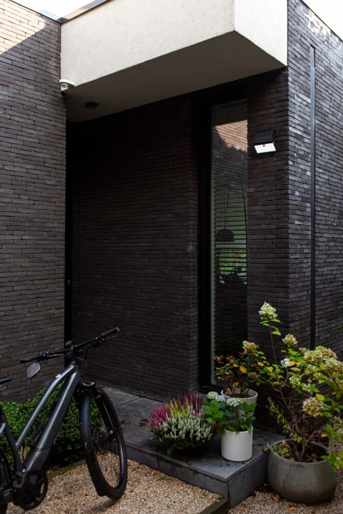 Zwarte wandlamp Tuda solar enkel Lutec 6939412013626