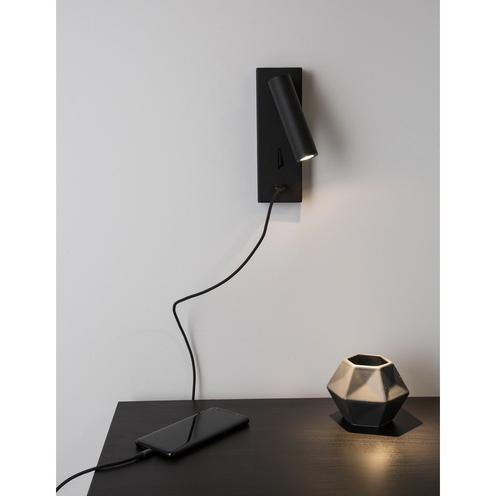 Bedlampje Fuse zwart met usb Lyora 5212017423719