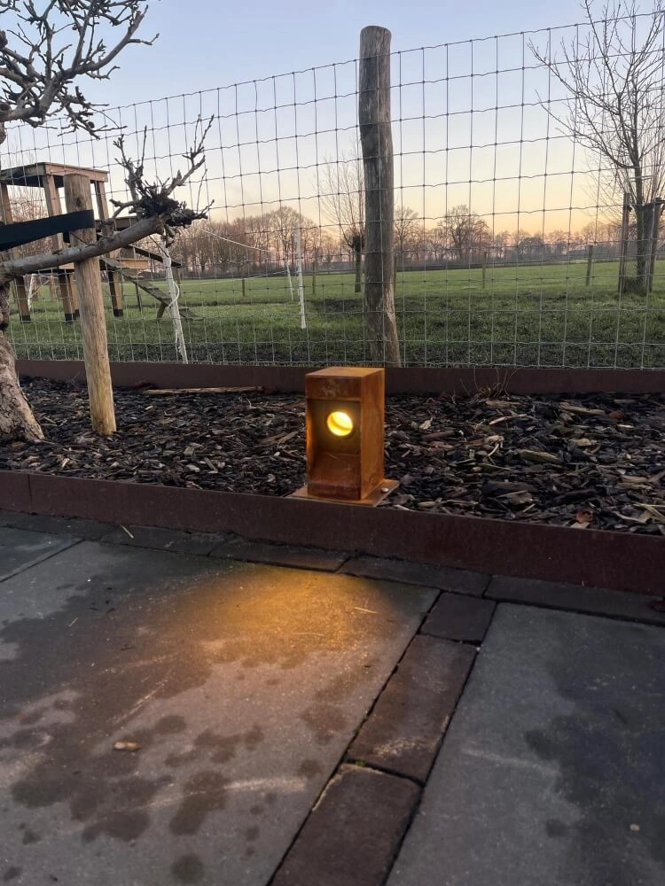 Padverlichting Gis 18cm zwart LightLux 6150814241251