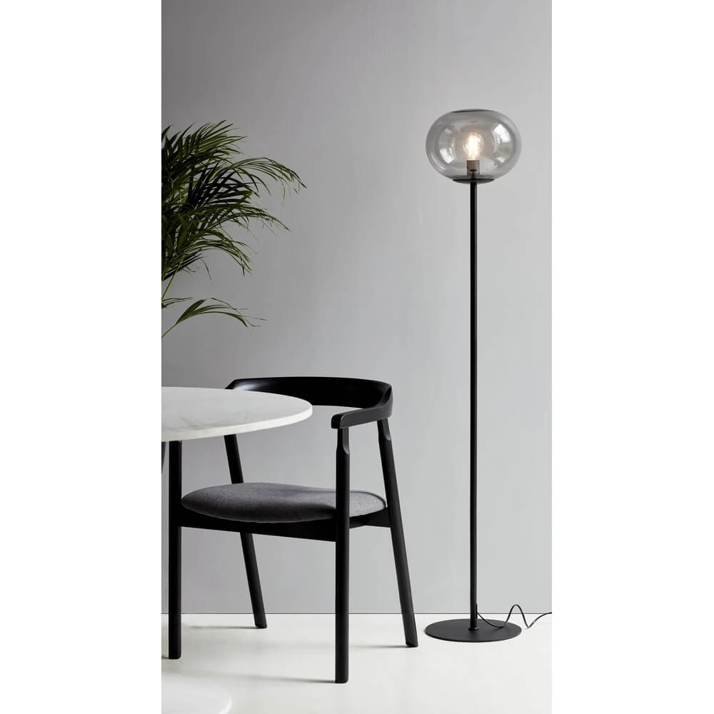 Glazen vloerlamp Alton zwart met smoke glas Nordlux 5704924001093