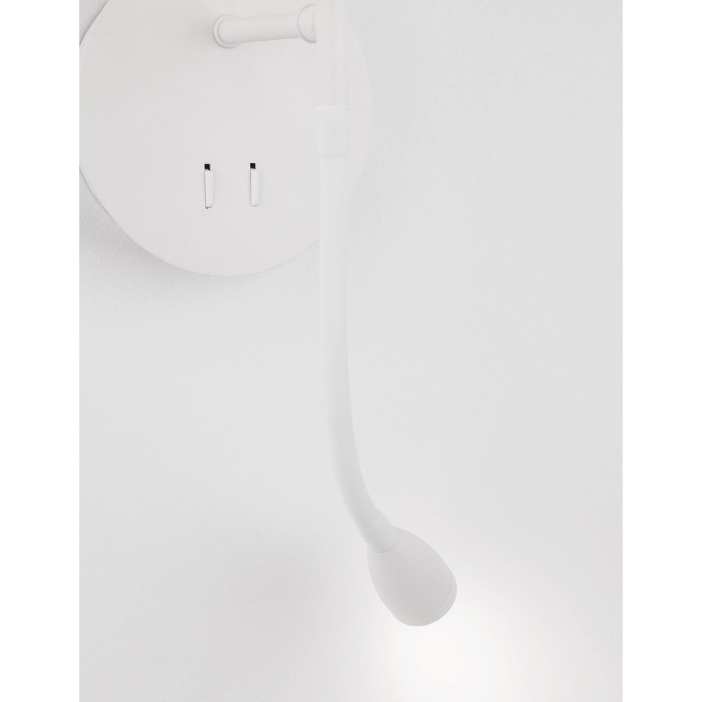 Bedlampje Nia wit Lyora 5212017427113