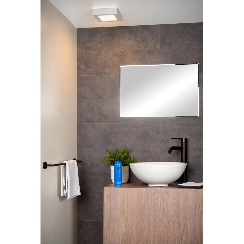 Plafonniere Brice-Led 16,8cm vierkant IP44 wit Lucide 5411212281333