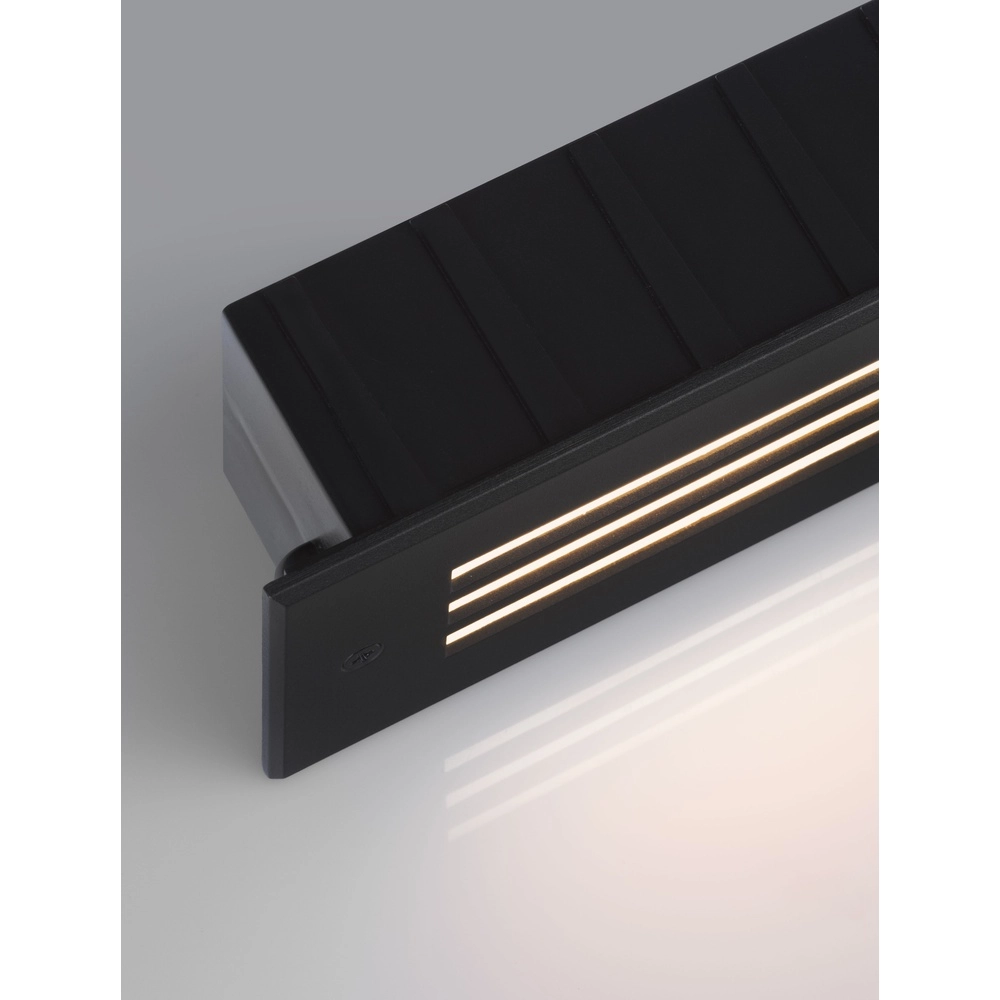 Strakke wandlamp Off 17cm met ribbels Lyora 5212017453389