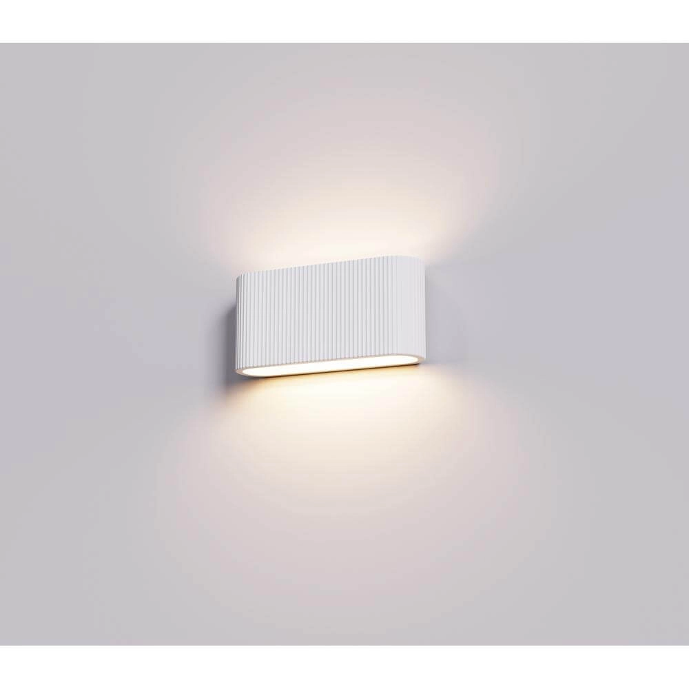 Unieke wandlamp Lille wit met ribbels Artdelight 8720701103054