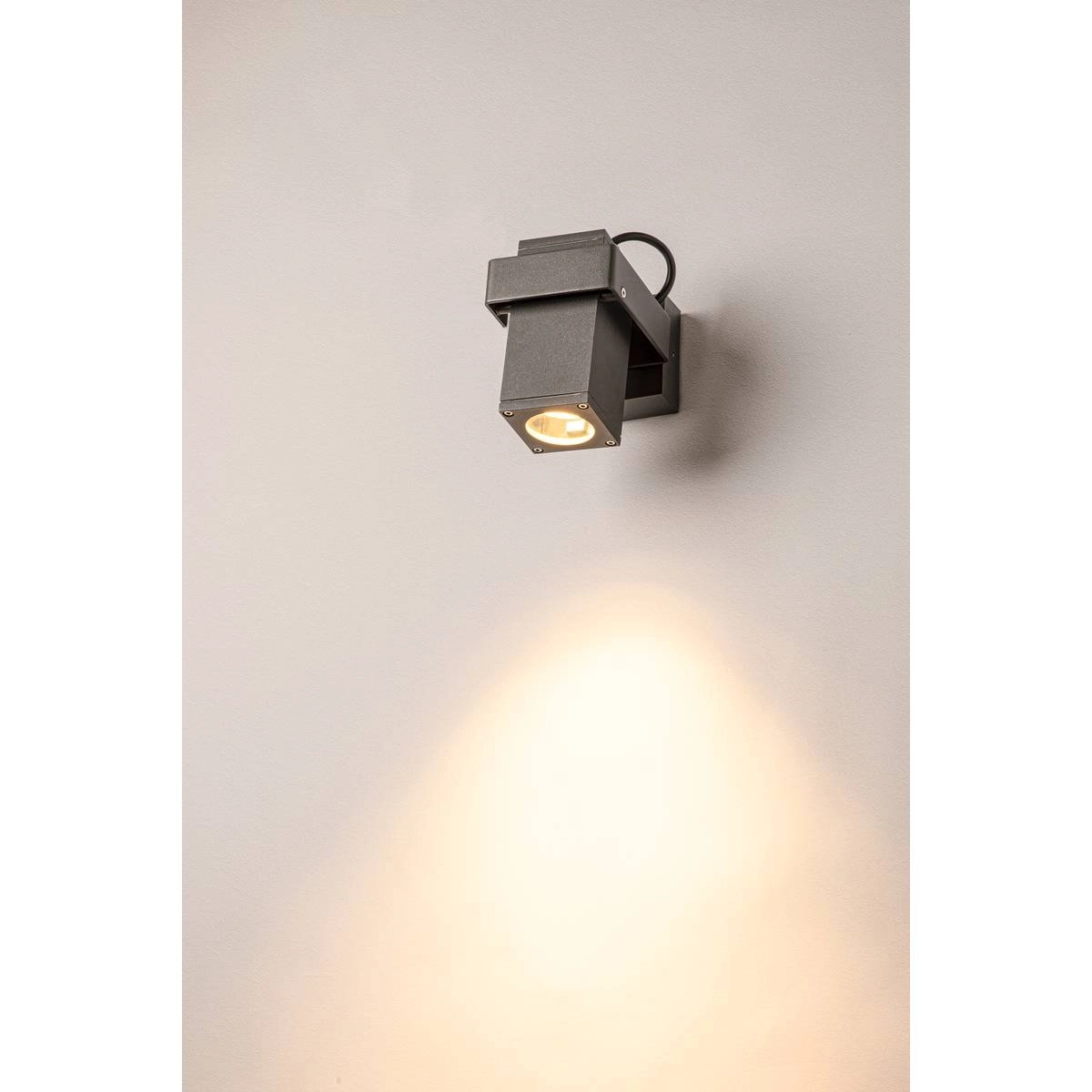 Strakke wandspot Theo Bracket SLV 4024163248037