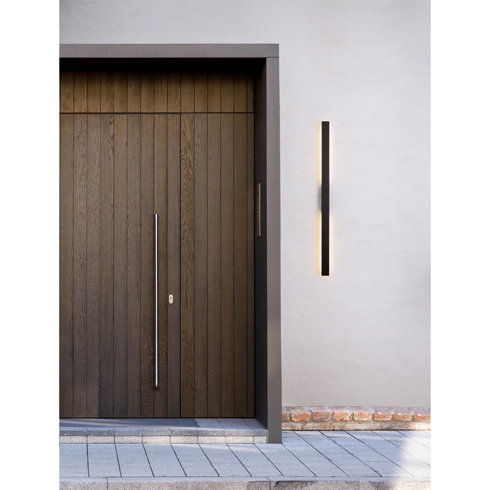 Strakke wandlamp Aneth zwart 104cm Lyora 5212017447302