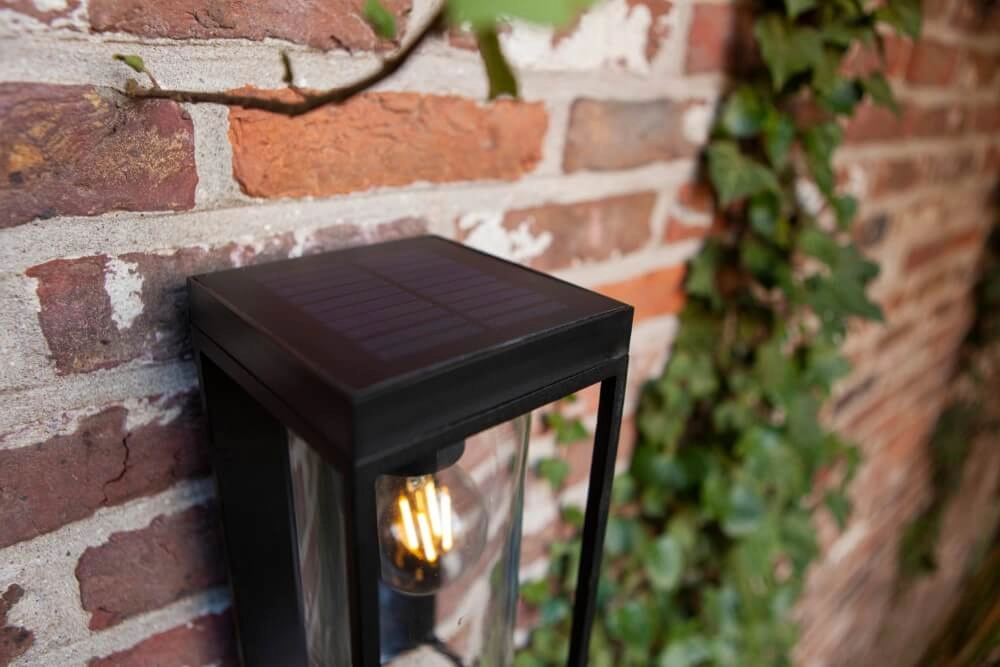 Wandlamp Flair zwart solar Lutec 6939412013886
