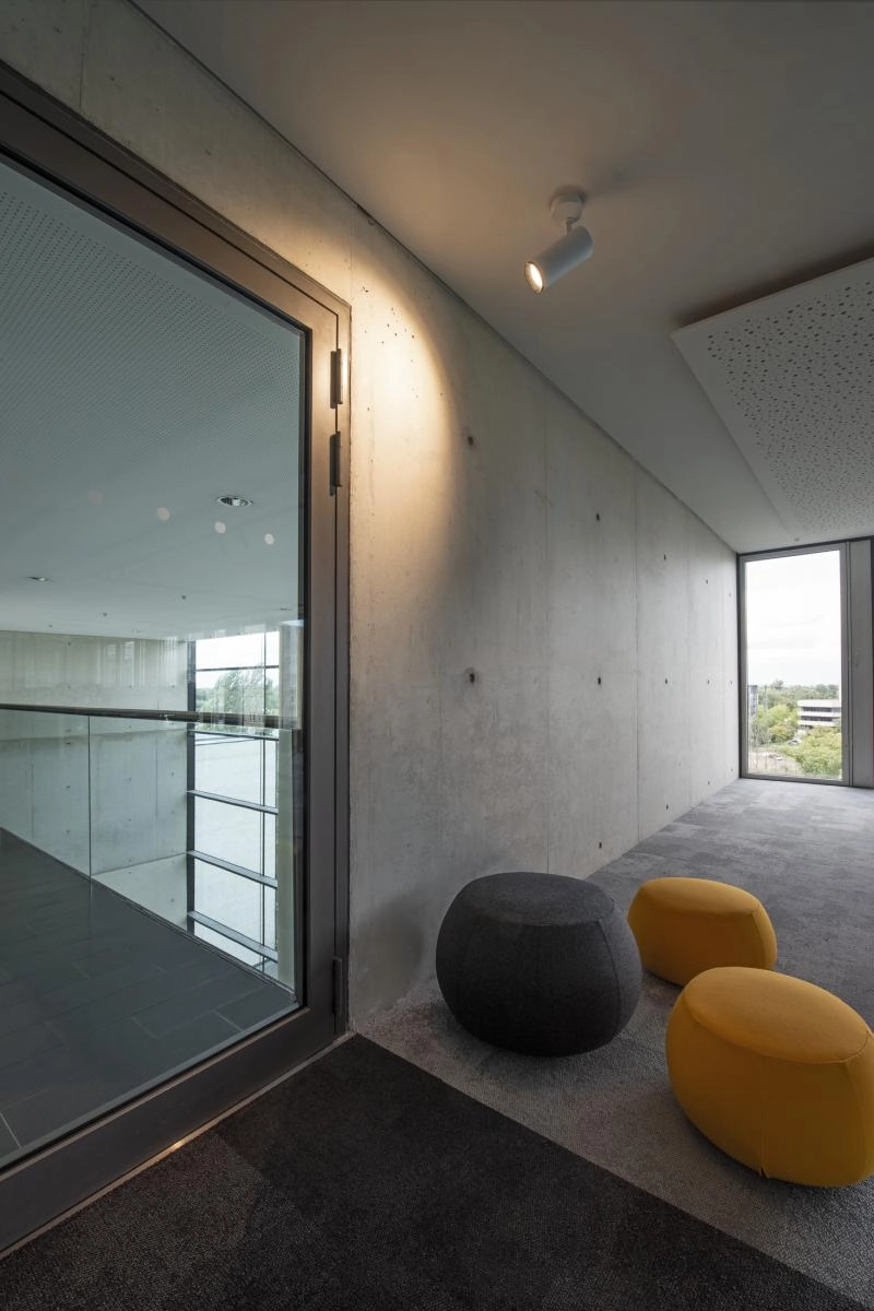 Opbouwspot Numinos L Dali wit/zwart 3000K - 36gr SLV 4024163247412