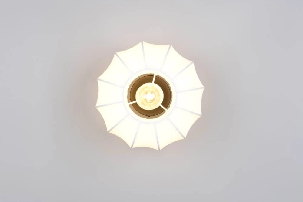 Witte design plafondlamp Madleine Ø 25cm Trio 4017807638240