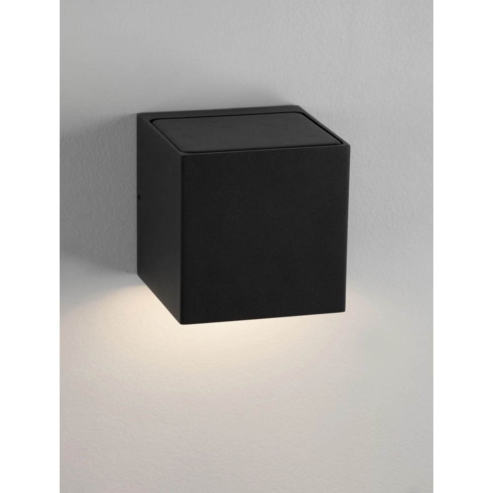 Design opbouwspot Rob zwart Lyora 5212017478610