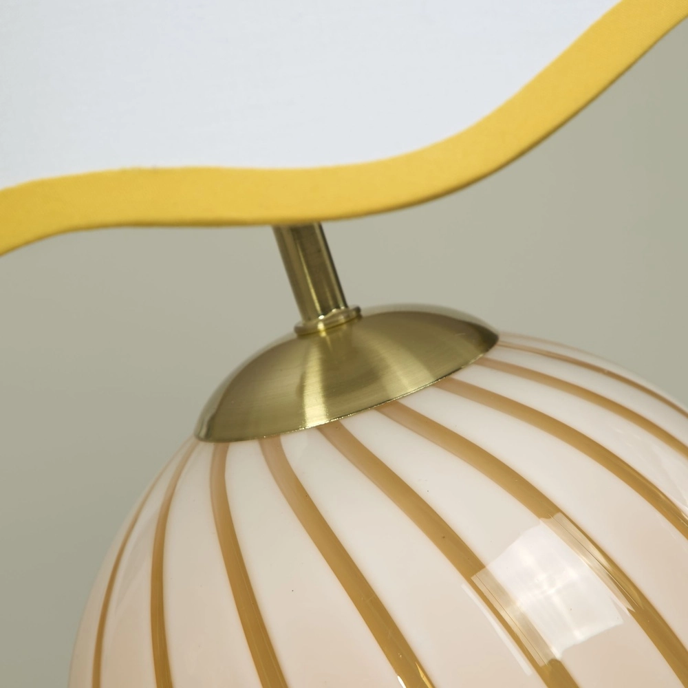 Leuk tafellampje Celine geel Searchlight 5053423305967