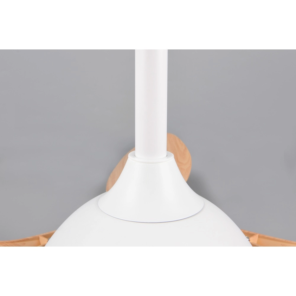 Witte ventilator Flen met houten bladen Ø 108cm Trio 4017807689297