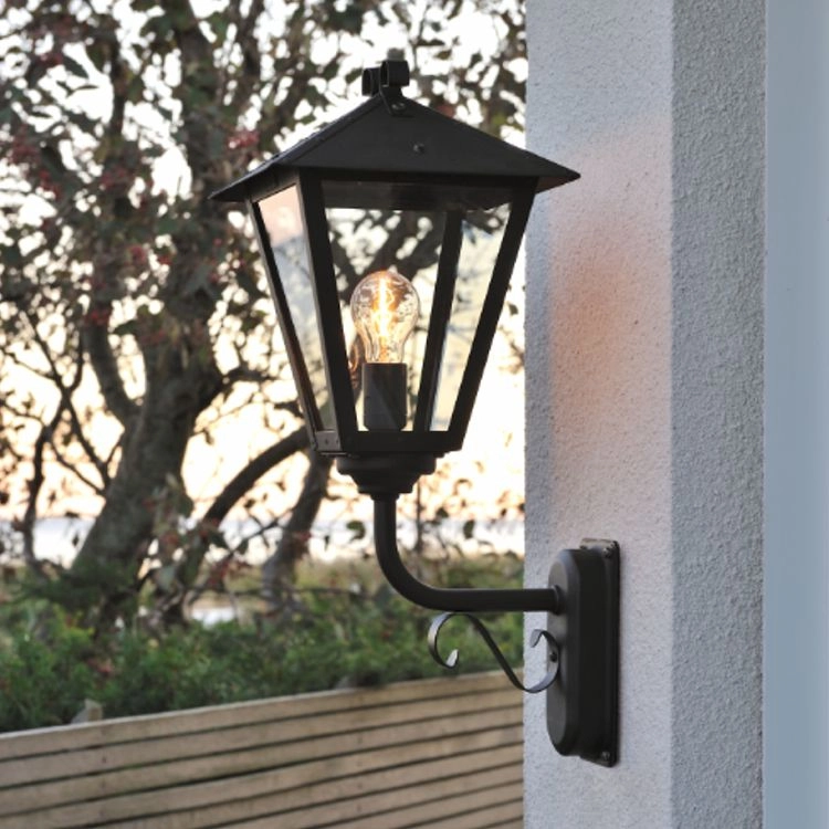 Landelijke wandlamp Benu zwart KonstSmide 7318304347503