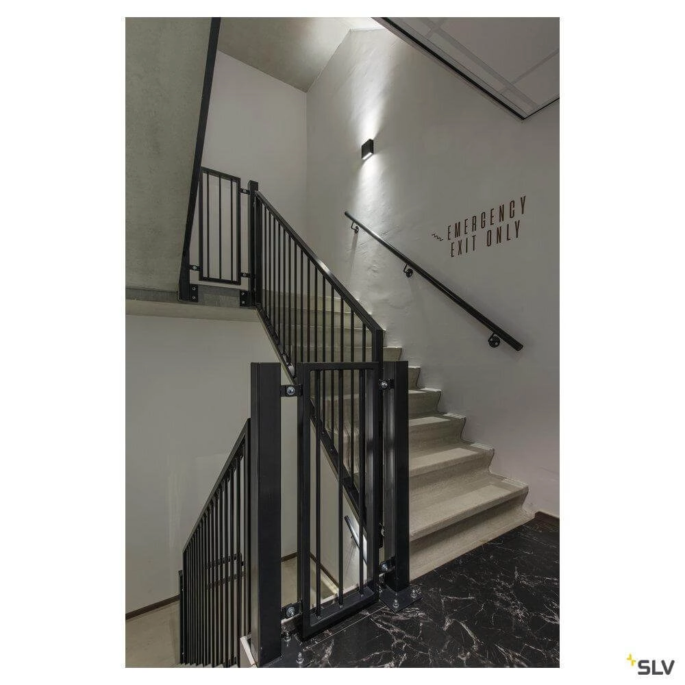 Strakke muurlamp Big Quad zwart SLV 4024163252393