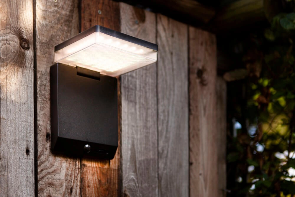 Wandlamp Moze zwart reddot award Lutec 6939412013893