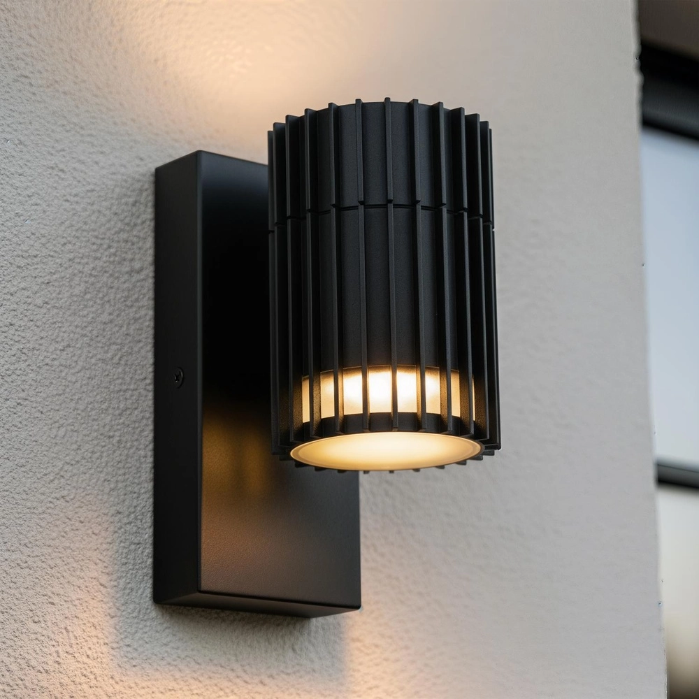 Zwarte wandlamp Timbala enkel Lucide 5411212113900