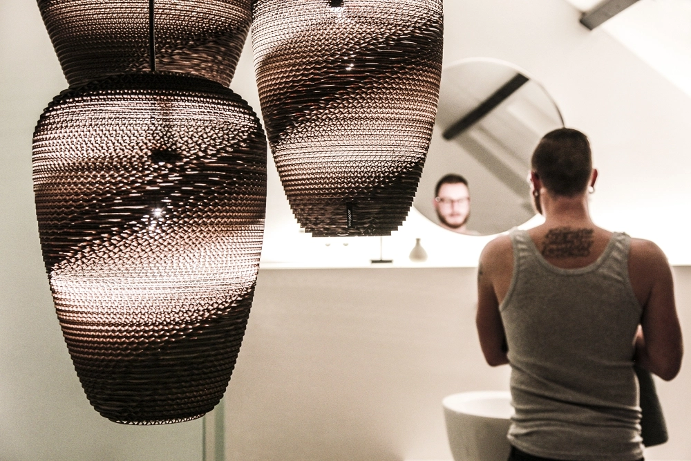 Baggy 290 kartonnen hanglamp Ø 29cm Think Paper 8720165407286