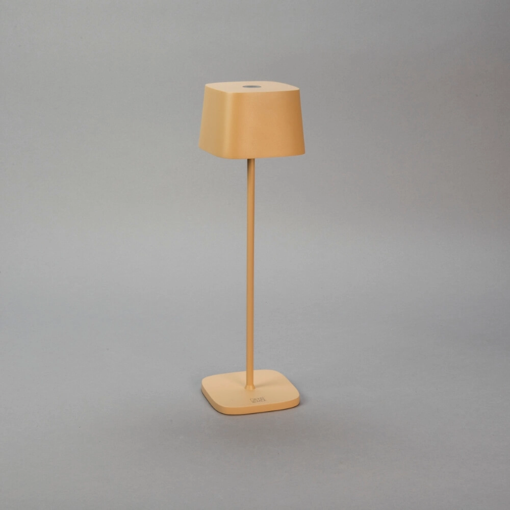 Oplaadbare tafellamp Capri zand bruin