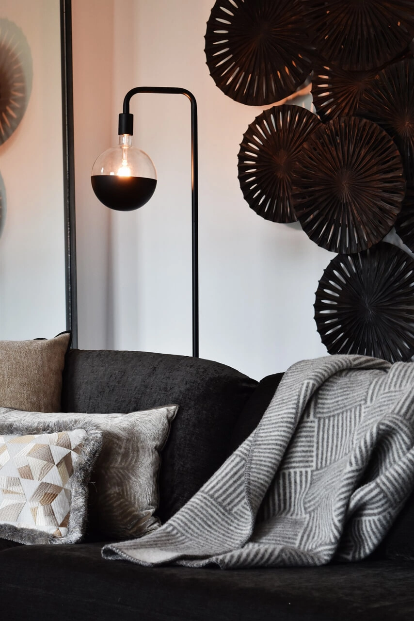 Zwarte vloerlamp Calexa Circle 8712879147398